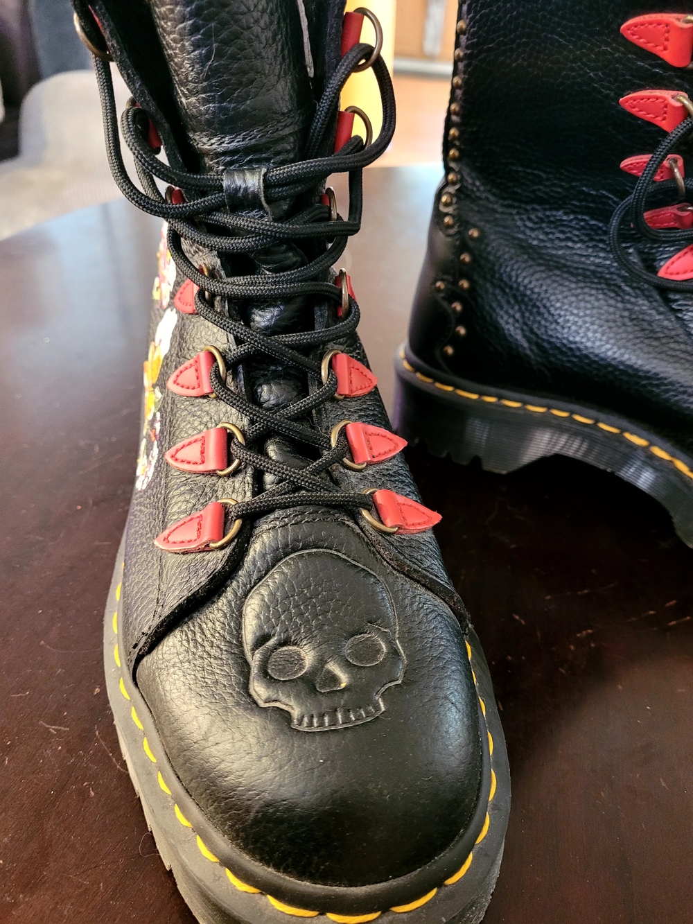 Dr. Martens Black Leather Lace-Up Boots with Red Eyelets, Floral Embroidery. 8w - Picture 2 of 7